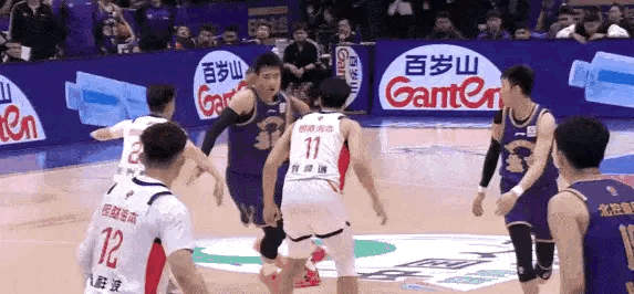 13+10+6！徐昕炸了！可惜反绝杀…