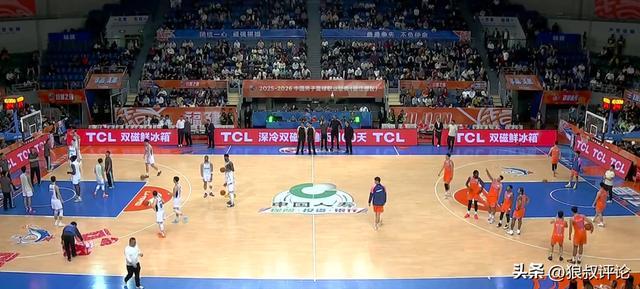 福建vs青岛出现球馆漏水 刘维伟直指时间催促比赛是否继续 福建vs青岛出现球馆漏水 刘维伟直指时间催促比赛是否继续