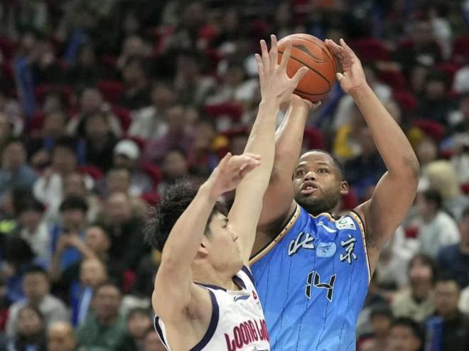 赛场瞬间|CBA常规赛:北京北汽97:89广州龙狮 赛场瞬间|CBA常规赛:北京北汽97:89广州龙狮