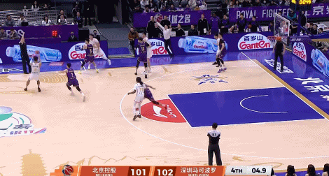 CBA刺激剧情：里勒关键上篮2分晚安庆祝 深圳小外援踩线三分反绝杀