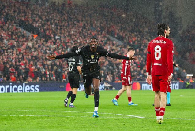 欧冠四强已出两席:马竞、巴黎晋级,皇马拜仁阿森纳明晨决战 欧冠四强已出两席:马竞、巴黎晋级,皇马拜仁阿森纳明晨决战