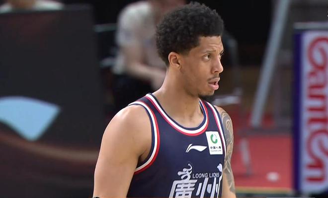 CBA一夜爆2冷！卫冕冠军又翻车 山东送辽宁温暖，3-9名乱成一锅粥