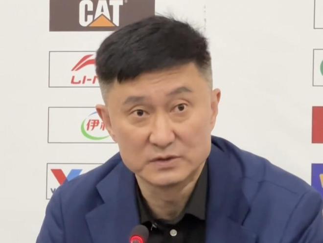 无缘前四，杜锋：大家拼得还不错，但有些关键球处理得不够好