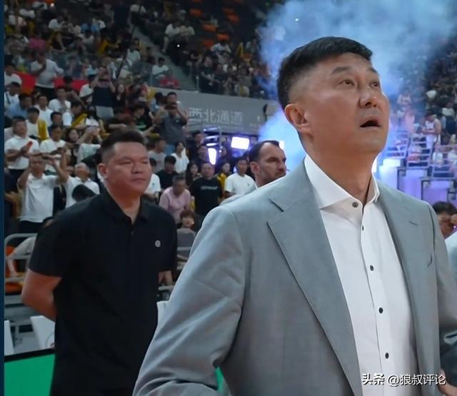 广东主场一度落后高达21分遭爆冷！大量球迷赛后狂刷“杜锋下课”