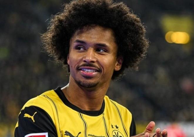 体图：多特与阿德耶米续约分歧大，近期若无进展多特将发通牒