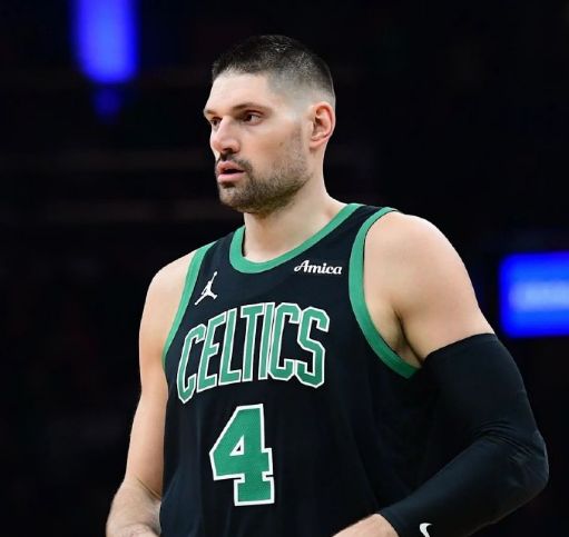 突发!武切维奇仅107秒右手无名指骨折 绿军全明星中锋伤退 突发!武切维奇仅107秒右手无名指骨折 绿军全明星中锋伤退