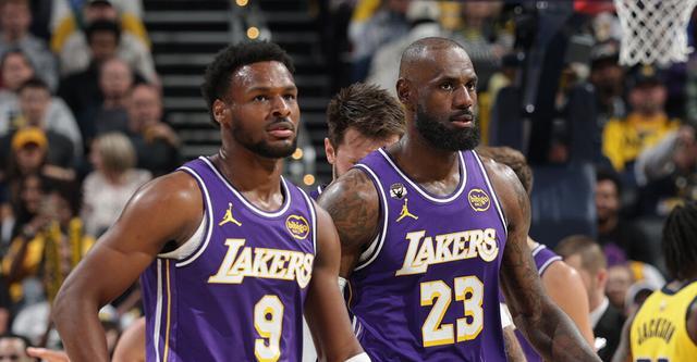 雷迪克谈父子同台：对布朗尼很有信心 他在聚光灯外默默进步