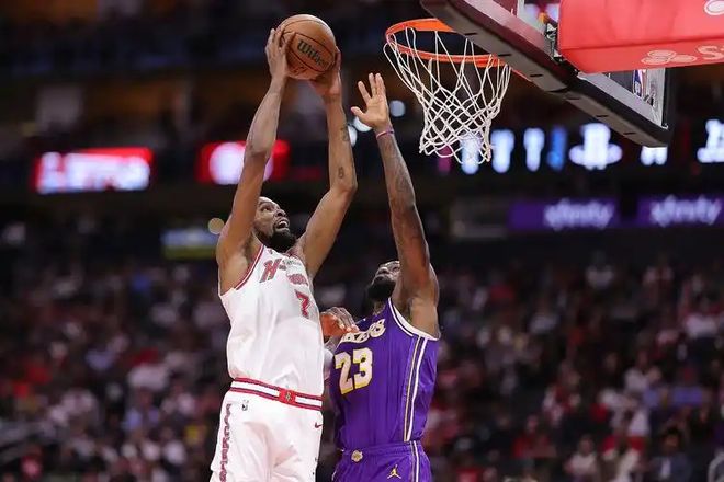 湖人3-0火箭，好消息是快晋级了，坏消息是过首轮送GOAT活动失效