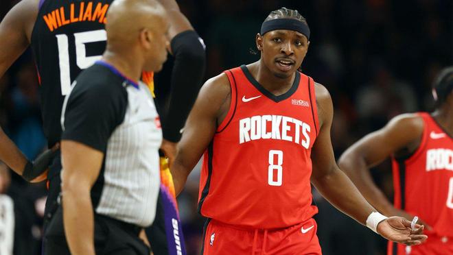 火箭队泰特在G4后的垃圾话中向身材高大的湖人队球员挑衅，要打架