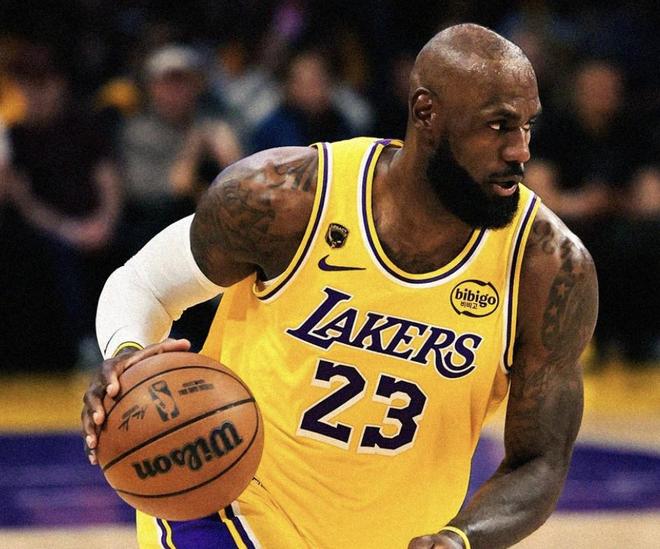 詹姆斯：最重要的是心态平稳，系列赛很漫长我不想透露比赛计划