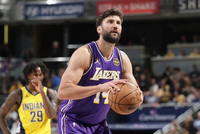 能力实在是比较有限,湖人如果能不用他尽量还是别使用他了? 能力实在是比较有限,湖人如果能不用他尽量还是别使用他了?