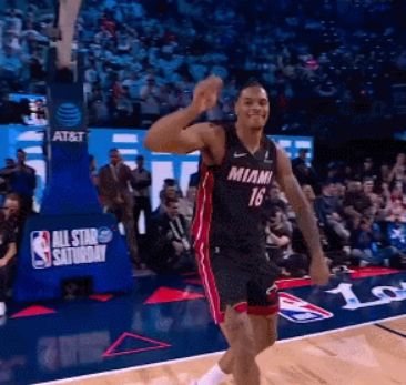 哇塞！霍华德回归！等了NBA整整四年