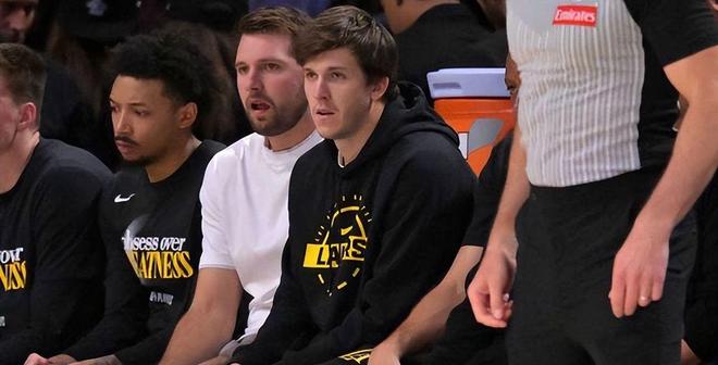 一场112-108让雷霆无奈了！湖人逆转詹姆斯创历史，火箭即将淘汰