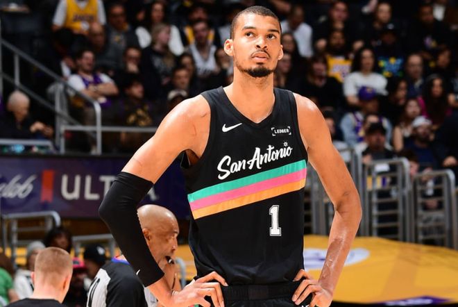 文班亚马自信本该拿下60分!回应打湖人爆发原因:就是想证明自己 文班亚马自信本该拿下60分!回应打湖人爆发原因:就是想证明自己