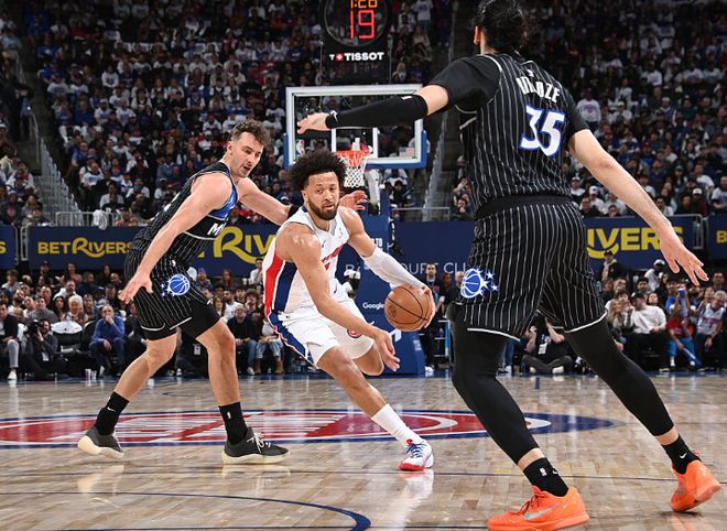 打破18年魔咒！活塞终结季后赛主场11连败 上次是08年主场赢绿军