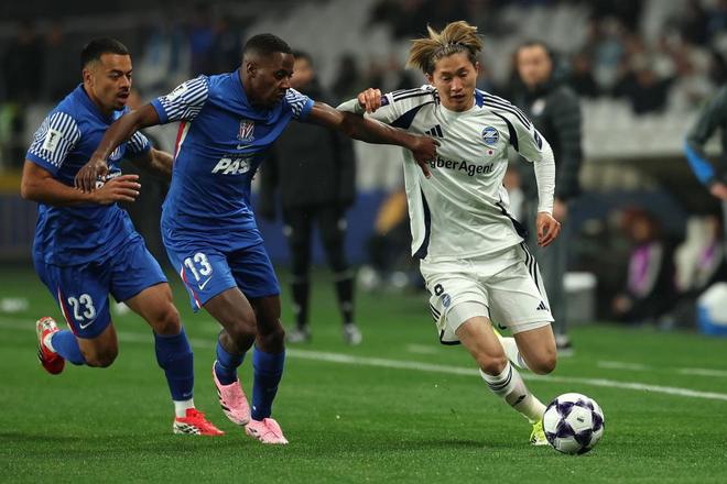 申花0-2町田泽维亚!亚冠4连败+提前1轮出局 金顺凯开场30秒送点 申花0-2町田泽维亚!亚冠4连败+提前1轮出局 金顺凯开场30秒送点