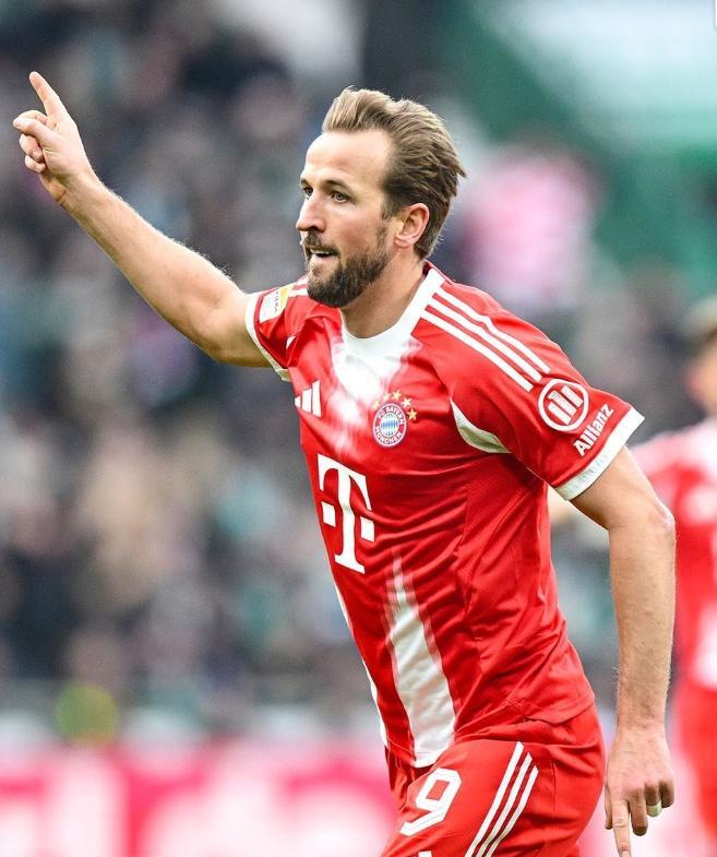 6天3战全胜收官！凯恩双响独享五大联赛第一，拜仁3-0客场16连胜