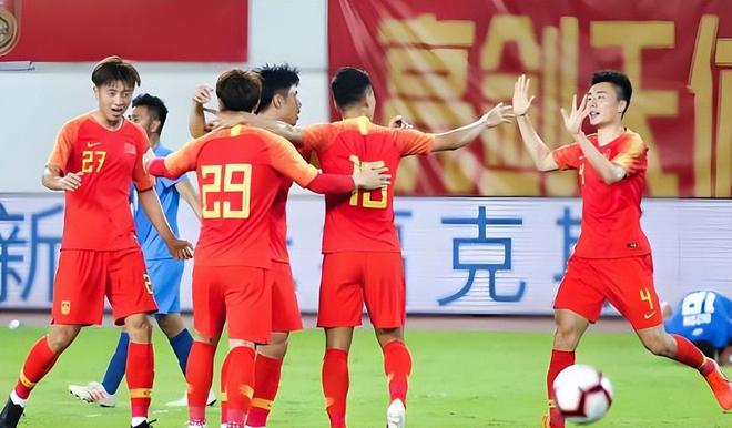 意外!中超俱乐部踢亚冠还要靠鲁能撑门面,其余球队都表现平平 意外!中超俱乐部踢亚冠还要靠鲁能撑门面,其余球队都表现平平