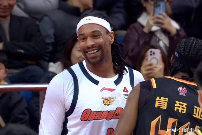 恭喜广东队！CBA最大黑马惨遭重大打击，杜锋进季后赛四强稳了！