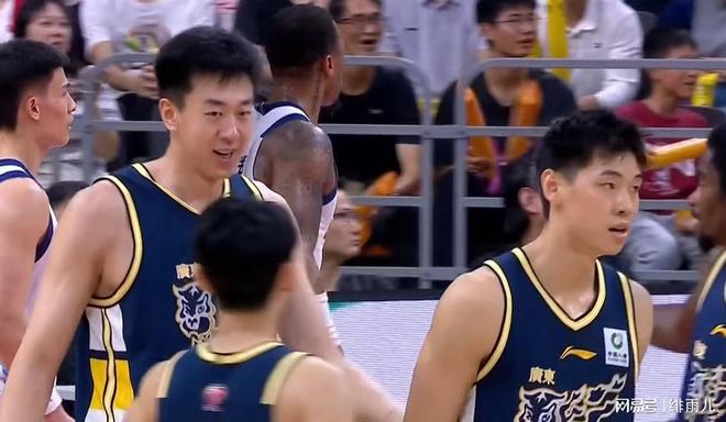 完爆萨林杰+碾压王少杰！广东第五外援曝光，保杜锋躺进总决赛？