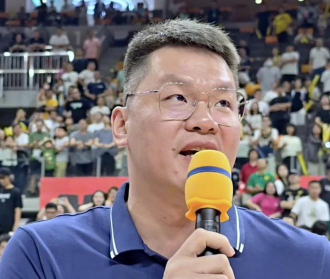 朱芳雨：很遗憾没能用胜利答谢球迷，希望季后赛能得到大家支持