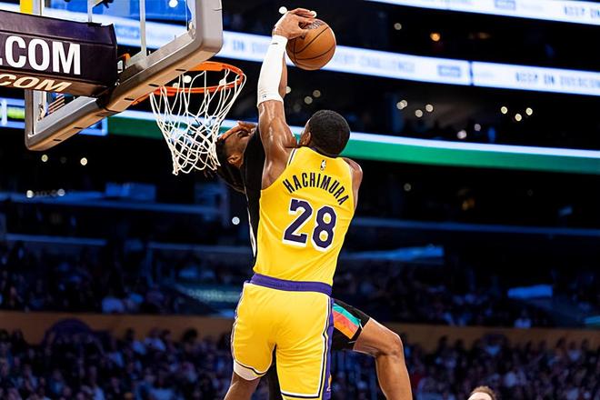 湖人锋线大将：季后赛强度还会继续提升，我们需要更多人挺身而出