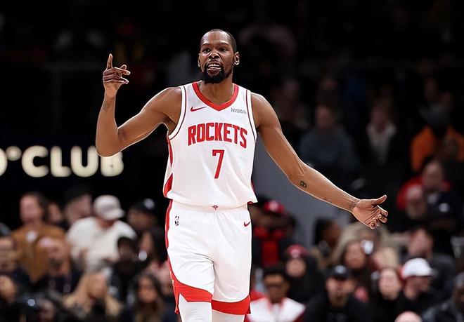 火箭锋线球星：快船采取了不同的防守策略，我需要更好地观察局势