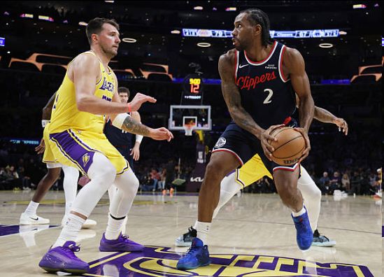 卢指导：湖人很优秀但还在骗犯规！莱昂纳德一直受左脚踝伤影响