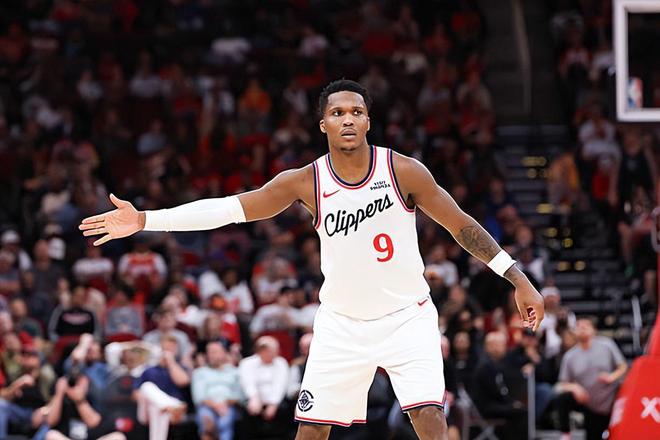 快船后场新援：一切都非常顺利，队友们都已经很熟悉我的风格了