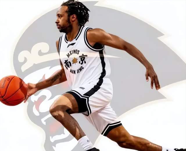 为新外援腾出位置！南京同曦裁掉2米08蓝领内线，王世龙不留情面