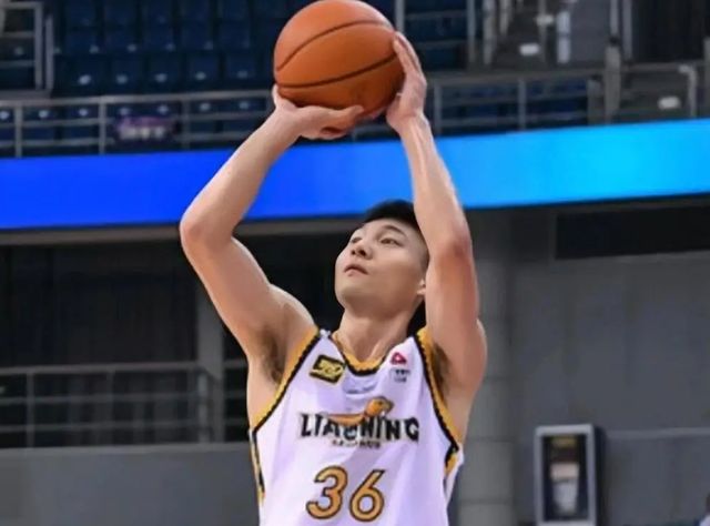 三分3中3！辽宁饱受诟病之人大爆发 已能挑大梁？