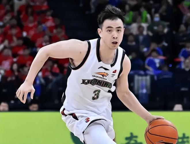 辽宁83-93遭北京逆转 球员评价：2人优秀，4人及格，4人低迷