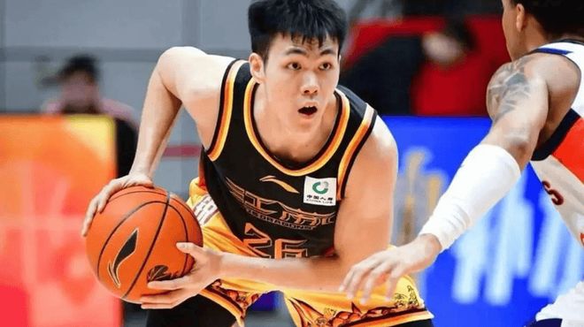 广东被江苏队绝杀郭士强无地自容，徐昕回归之日就是杜锋下课之时