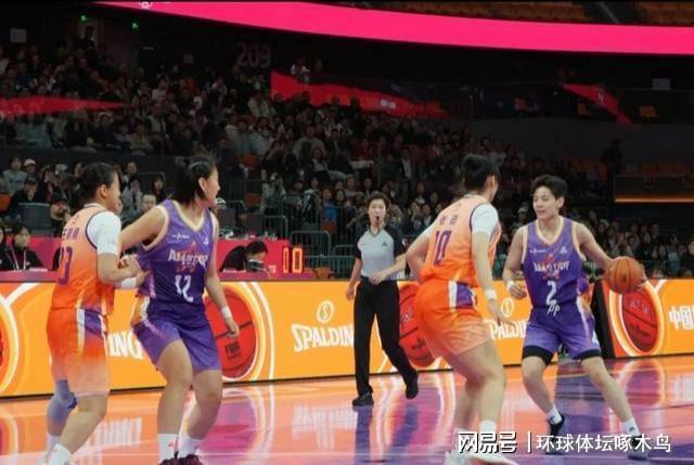 WCBA全明星周末三分球大赛 浙江队董可尔18分获得冠军 WCBA全明星周末三分球大赛 浙江队董可尔18分获得冠军