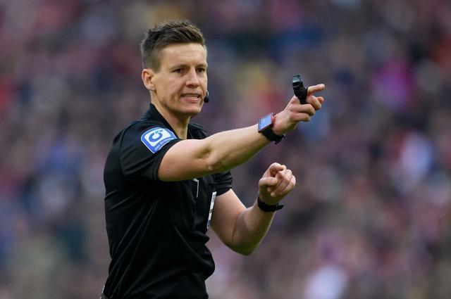 官方：德国裁判希伯特将执法欧冠1/4决赛阿森纳客战葡体