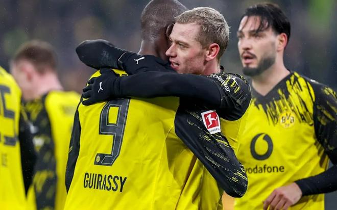 图片报：巴塞罗那将多特后卫瑞尔森列入今夏引援名单