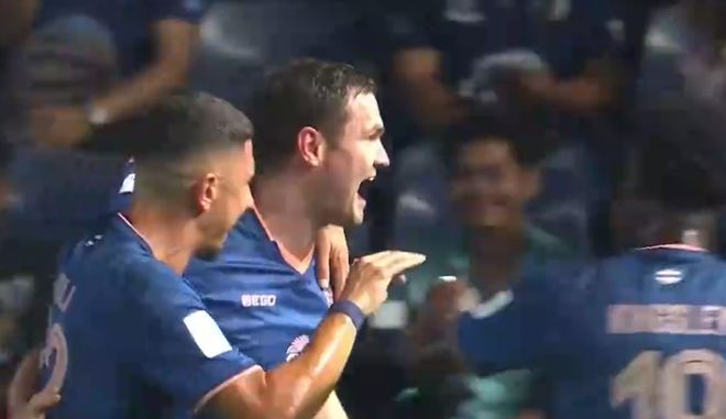 申花噩梦开局！亚冠客场2年从未零封，8场丢17球，薛庆浩呆若木鸡