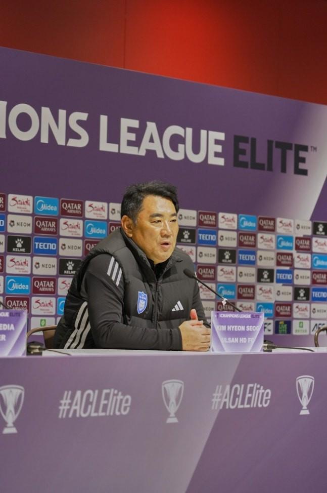 蔚山主帅:球队的终结能力令人遗憾,我们打出了不错的内容 蔚山主帅:球队的终结能力令人遗憾,我们打出了不错的内容