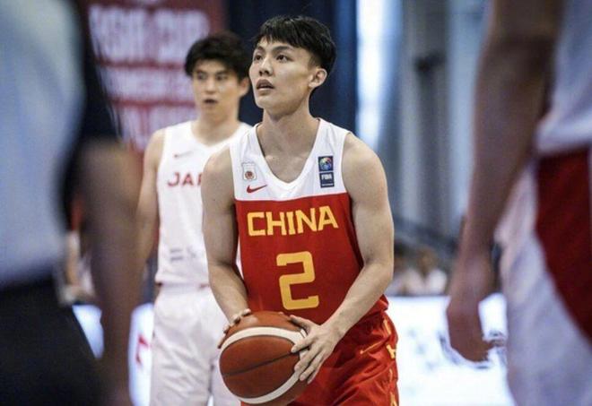 徐杰无缘世预赛大名单,北京男篮曾凡博伤病未愈,林葳炮轰主教练 徐杰无缘世预赛大名单,北京男篮曾凡博伤病未愈,林葳炮轰主教练