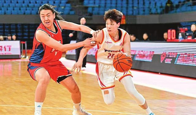 山西女篮斩获首届WCBA俱乐部杯冠军 山西女篮斩获首届WCBA俱乐部杯冠军