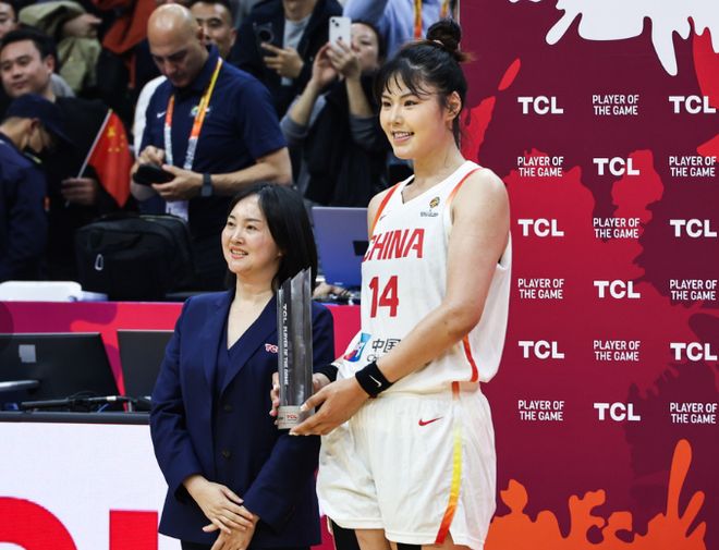 中国女篮vs比利时前瞻:李月汝领衔三塔PK梅斯曼 谨防吞首败 中国女篮vs比利时前瞻:李月汝领衔三塔PK梅斯曼 谨防吞首败