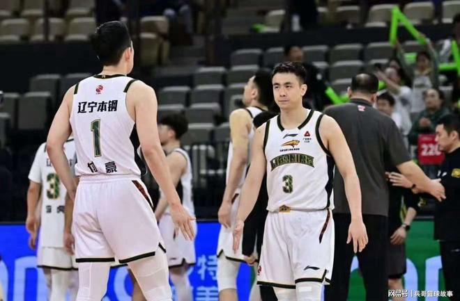 CBA最新排名!上海反超广厦登榜首,山东第4北京升第6,辽宁第11 CBA最新排名!上海反超广厦登榜首,山东第4北京升第6,辽宁第11