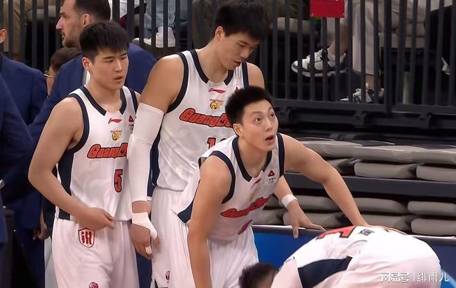 恭喜杜锋！广东最强“王牌”正式到位，陈家政惨遭弃用！