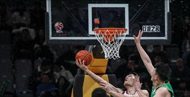 辽宁男篮打疯了!15分逆转山西,赵继伟成球队大腿,杨鸣说的没错 辽宁男篮打疯了!15分逆转山西,赵继伟成球队大腿,杨鸣说的没错