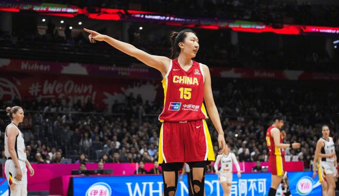 主动辞职女篮？宫鲁鸣发声，耐人寻味，篮协回应，媒体人怒了