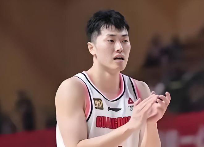 没想到，张皓嘉！成为广东队赢球的奇兵