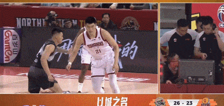 CBA恶汉暴力伤人!反关节王洪泽后再废大秋,球迷:你打国家队吧 CBA恶汉暴力伤人!反关节王洪泽后再废大秋,球迷:你打国家队吧