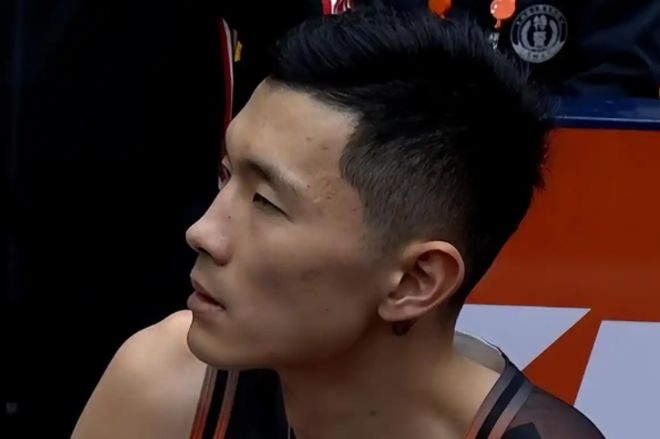 溃败之夜:山东男篮83-96负浙江,全面受制的困境与教头的选择题 溃败之夜:山东男篮83-96负浙江,全面受制的困境与教头的选择题