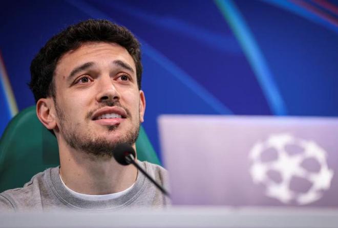 葡体中场:要逆转三球劣势向来不易,但欧冠本就是为逆转而生 葡体中场:要逆转三球劣势向来不易,但欧冠本就是为逆转而生