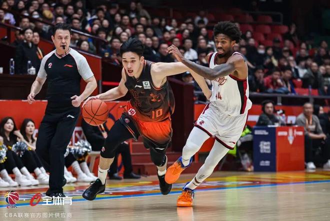 惜败浙江并非坏事!邱彪敢担责,山东高速该醒醒了 惜败浙江并非坏事!邱彪敢担责,山东高速该醒醒了